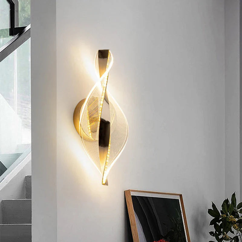 Norvo | LED Vegglampe NordGlow | Moderne Akryl & Metall Design | 3-Farge Lys | Kreativ Interiørbelysning for Stue & Soverom