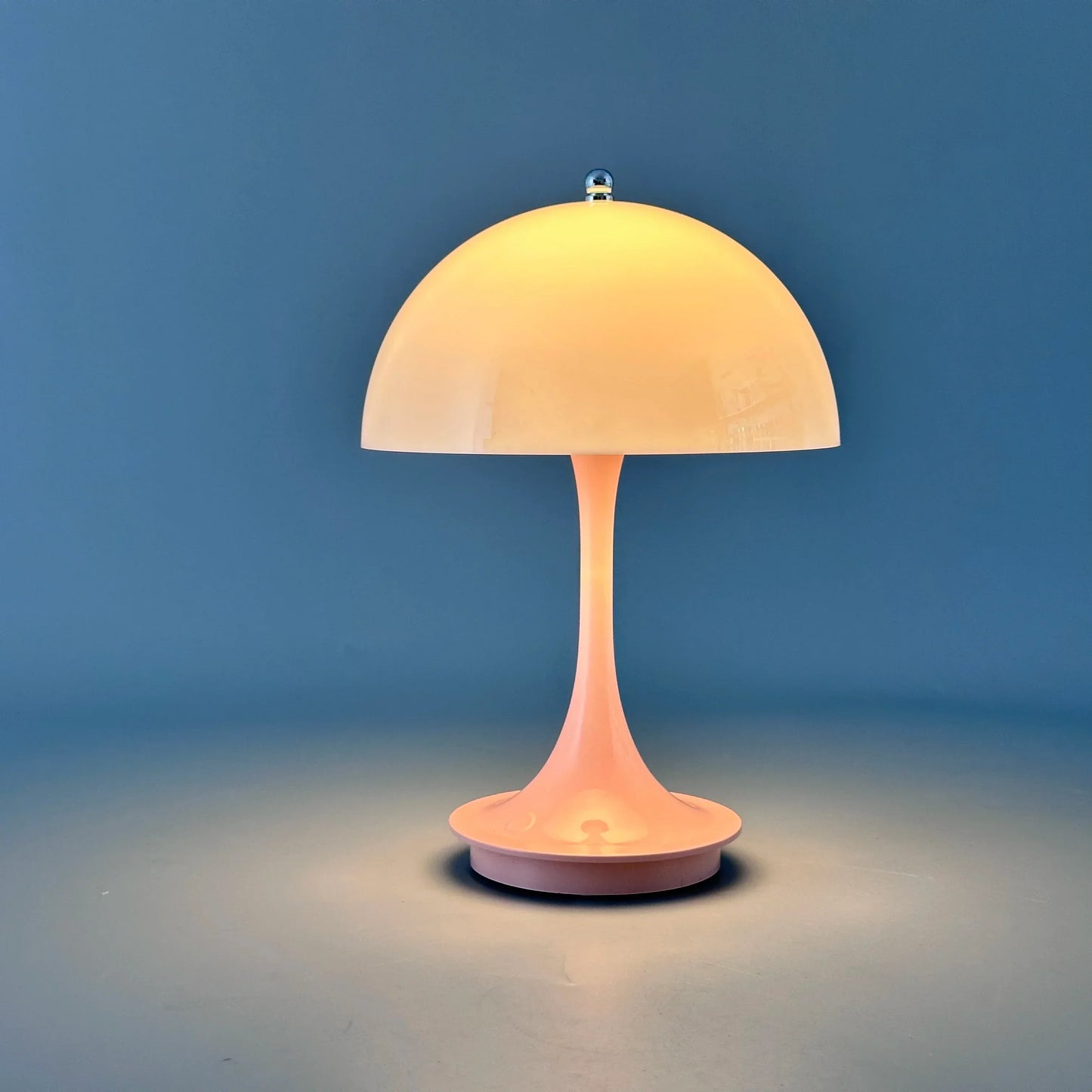 Norvo - LED designer vegglampe for soverom og stue