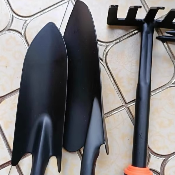 Norvo | Liten hageskuff for planting av blomster og grønnsaker