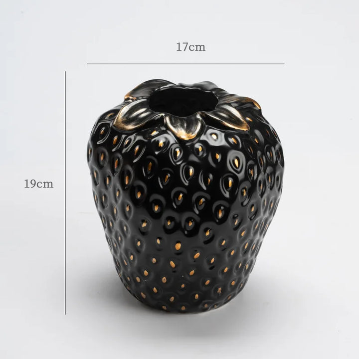 Norvo | Ugly Strawberry Vase