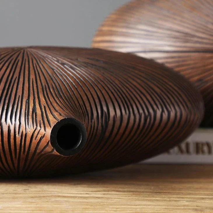 Norvo | ClayAura Sahara Skulpturert Vase | Håndlaget | Moderne Dekor for Hjem | Elegant Design