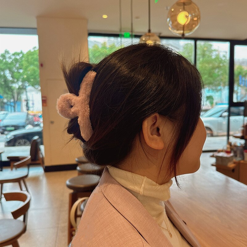 Norvo | Shark Clip Fluffy Hair Claw