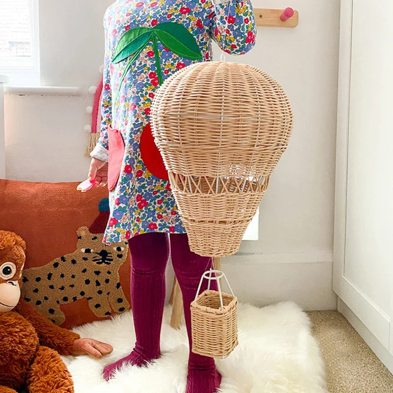 Norvo | Håndlaget Rattan Vevd Ballong Mobil Ornament