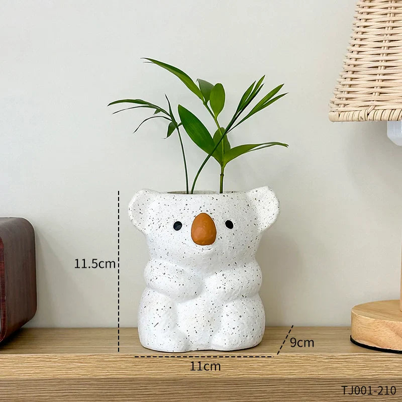 Norvo | Koalina Koala Plantekrukke | Søt Dekorativ Plantepotte Laget av Harpiks | Mini Vase for Sukulenter & Bonsai | Håndlaget Hage & Hjemmeinnredning