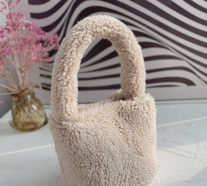 Norvo | Kosedyr Plush Mini Bucket Bag