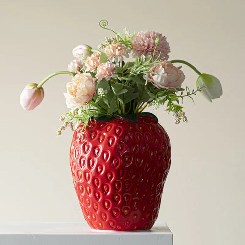 Norvo | Ugly Strawberry Vase