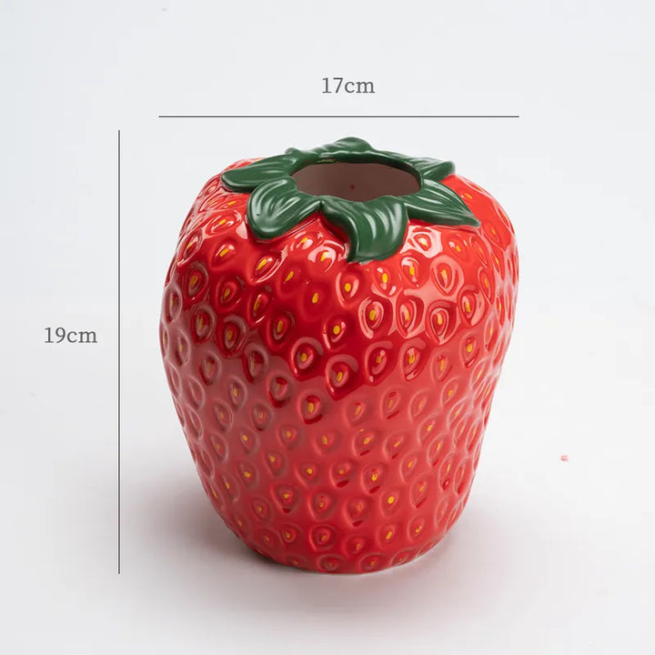 Norvo | Ugly Strawberry Vase