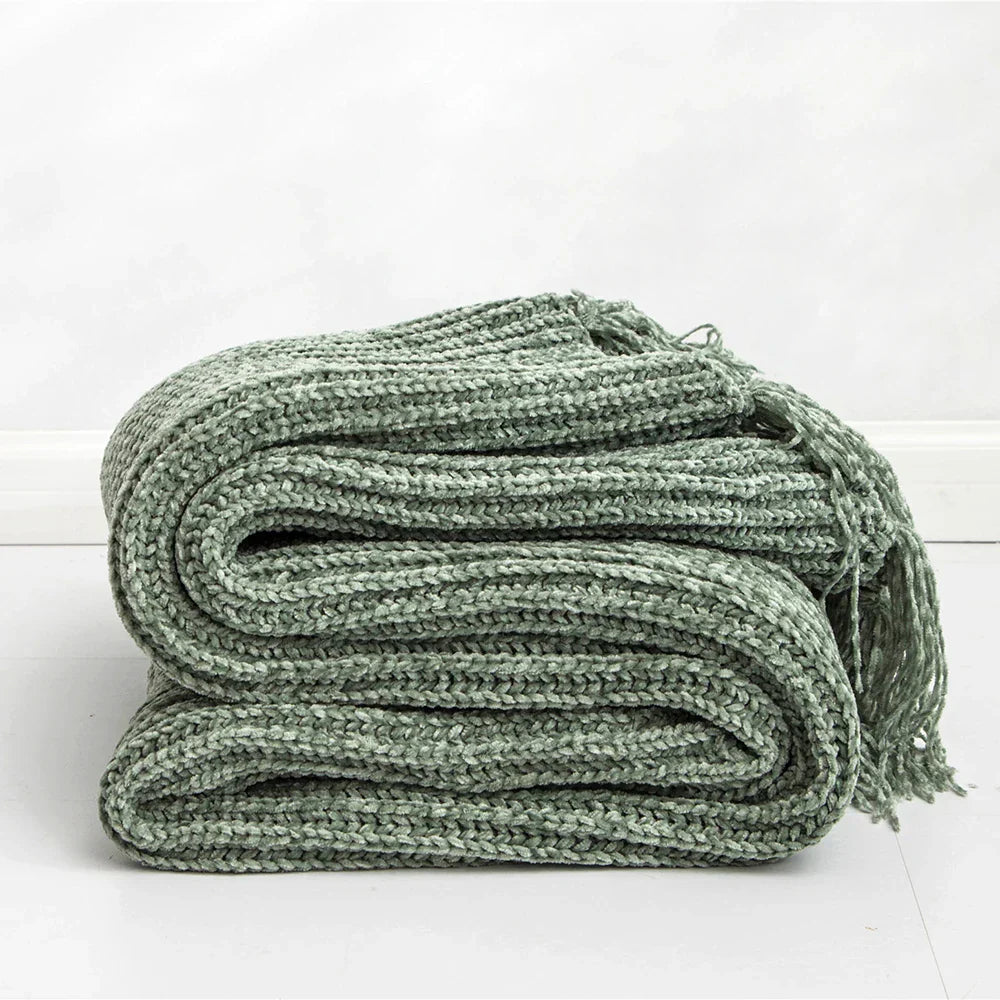 HeartCozy Blanket – Luxe Chenille Blanket with Heart Fringes Norvo