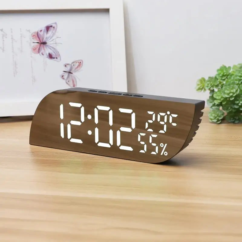 Norvo | LED Digital Vekkerklokke med Dobbelt Skjerm & Ubegrenset Snooze