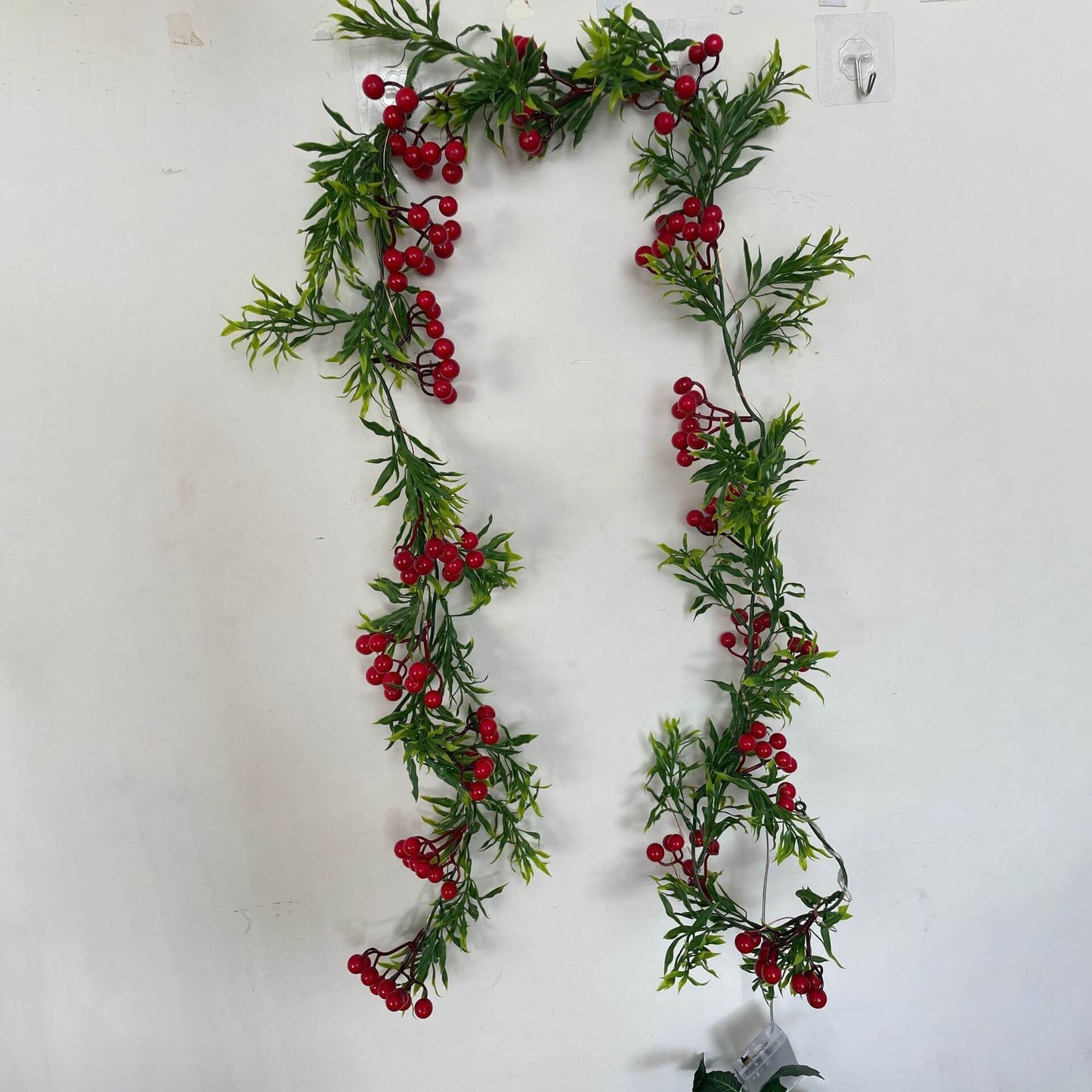 Norvo | Jule Rød Frukt Furu Nål LED Kobbertråd Dekorative Batteri Lys Sørger