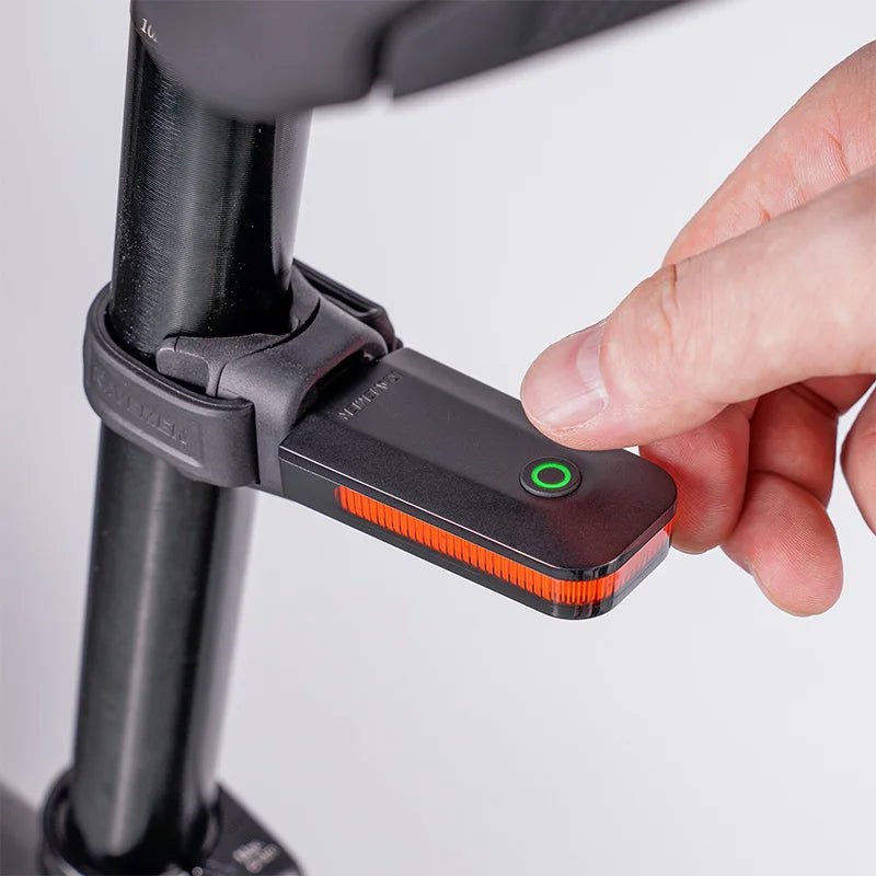 Norvo | USB oppladbart baklys for sykkel med automatisk bremsesensor og 300° synlighet