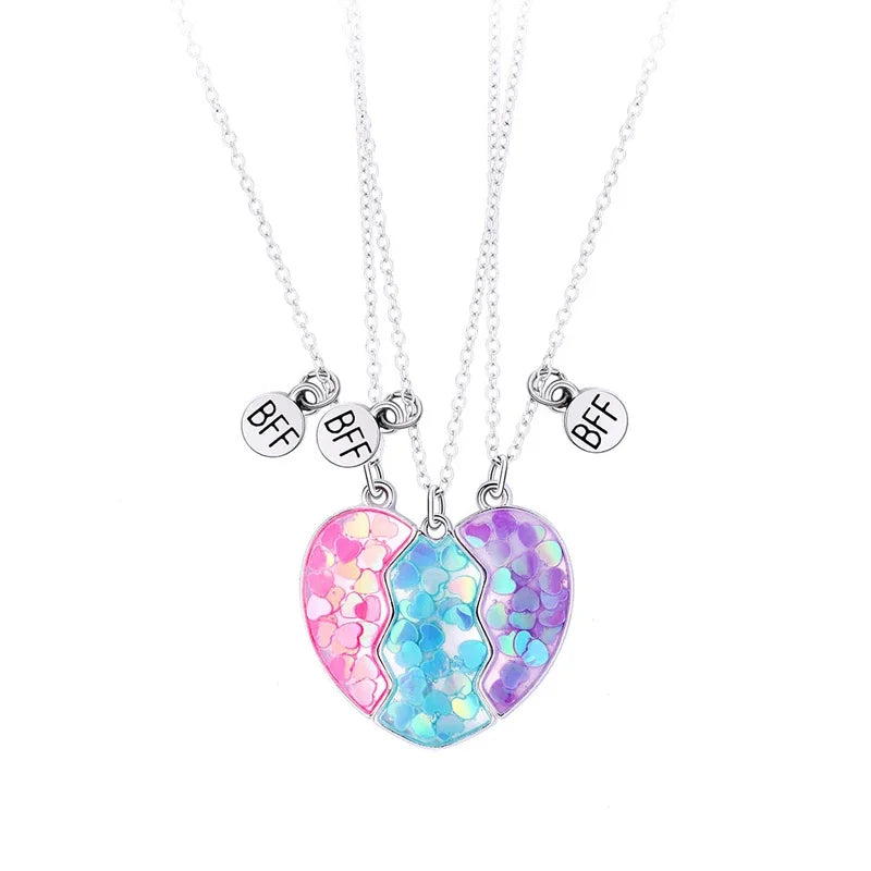 Norvo | Magnetic Peach Broken Heart Necklace
