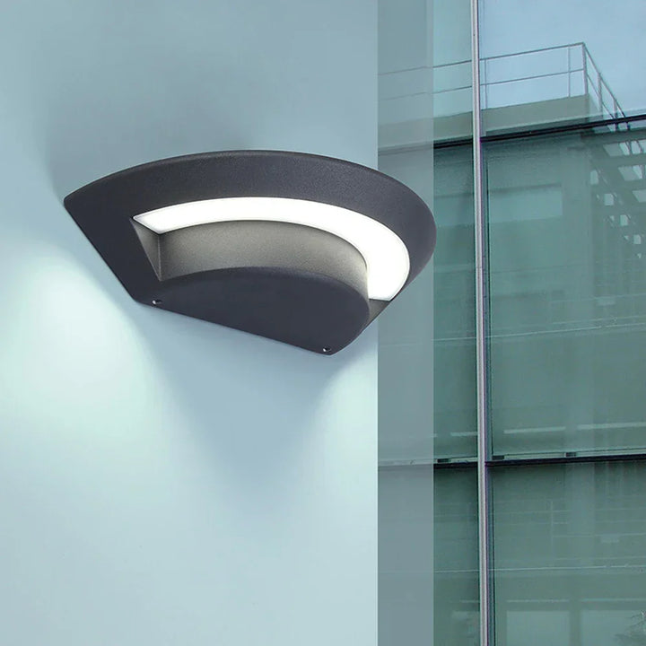 Moderne LED utendørs vegglampe for hage og terrasse – Værbestandig, energieffektiv og dekorativ | Norvo