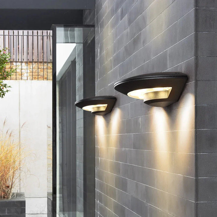 Moderne LED utendørs vegglampe for hage og terrasse – Værbestandig, energieffektiv og dekorativ | Norvo