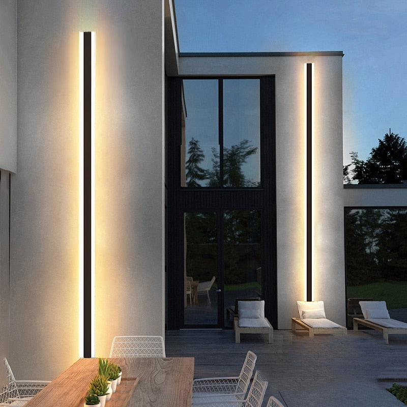 Norvo | Lang Strip LED Elegant Vegglampe
