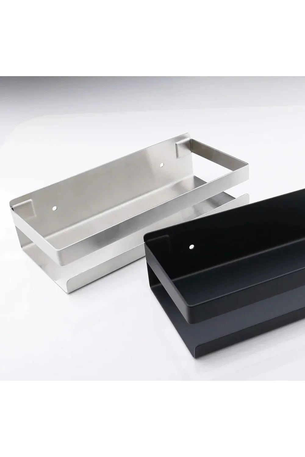 Norvo | Moderne svarte flytende hyller