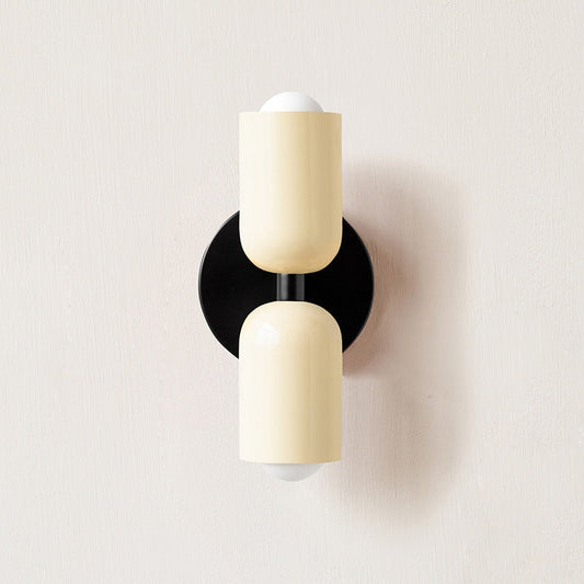 Norvo | Livlig, minimalistisk vegglampe med to lyspærer