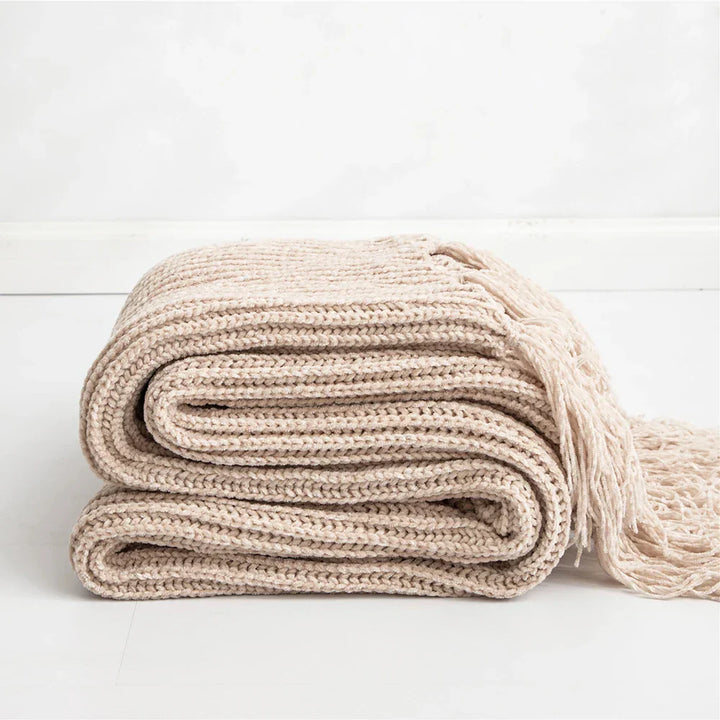 HeartCozy Blanket – Luxe Chenille Blanket with Heart Fringes Norvo