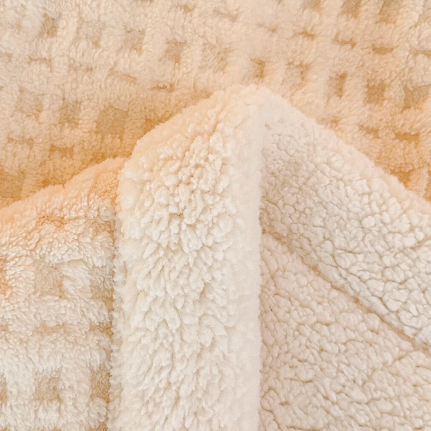 Norvo | Vinter Drøm Teppet – Dobbel Lag Fleece Teppet med Lamull Utseende | Ultra Varmt, Mykt & Hudvennlig | For Sofa, Seng & Kalde Vinterdager