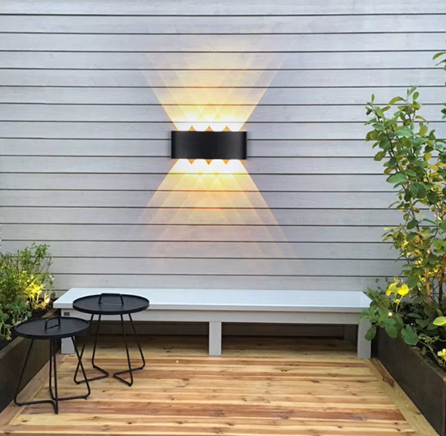 Norvo | Moderne Innendørs Utendørs Vegglampe – Minimalistisk LED Armatur