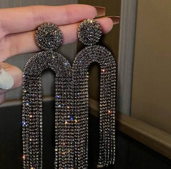 Fascinerende Statement Øredobber | Gi antrekket ditt det perfekte preget Norvo