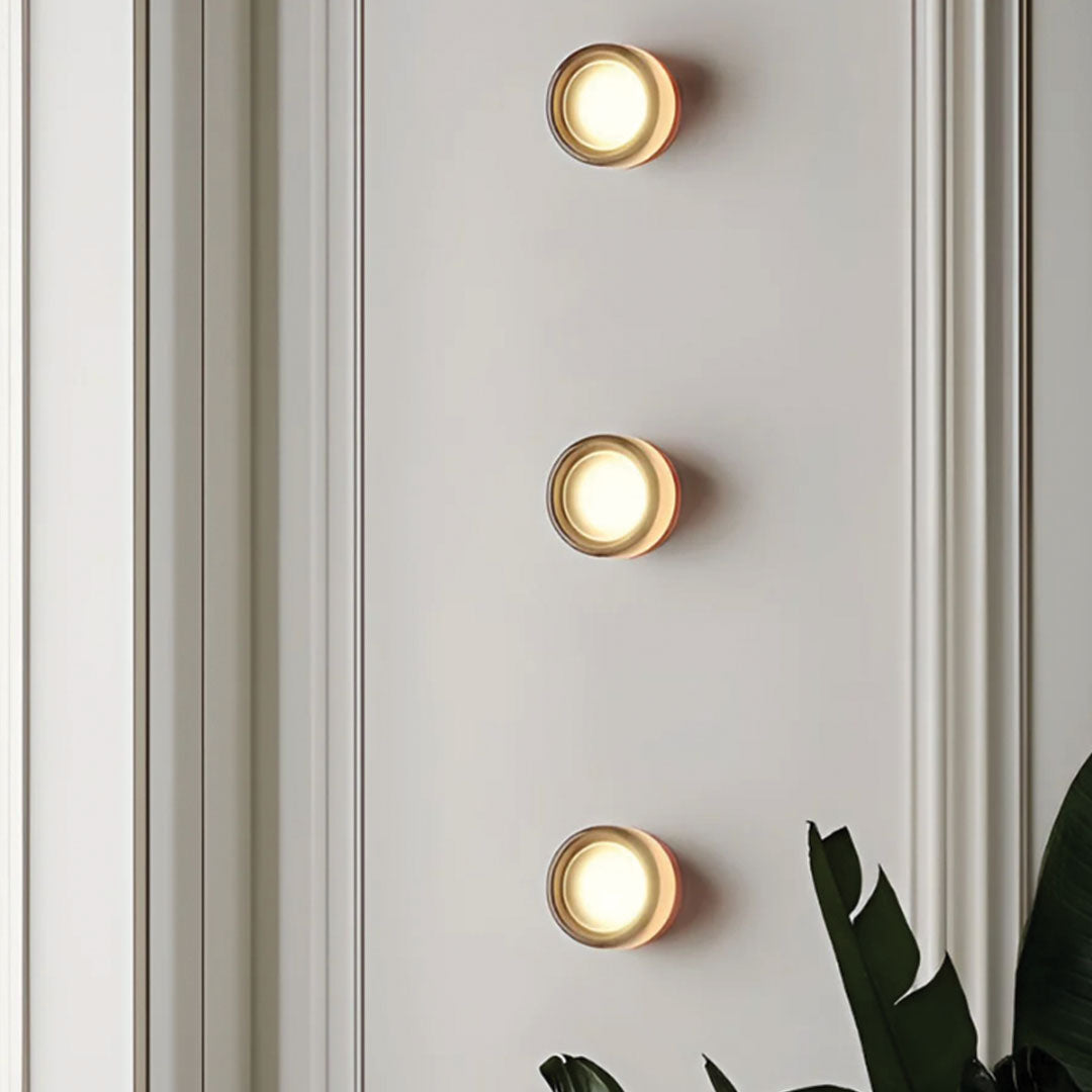 Norvo | EleganceGlow - Moderne Luksus Vegglampe med Sofistikert Finish