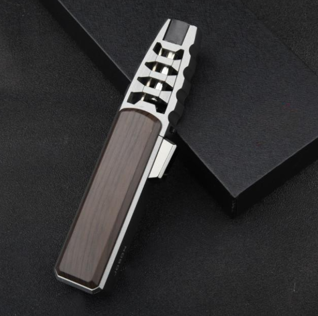 BlazeGuard Lighter – Robust Vindbeskytter Flamme for Adventure Norvo