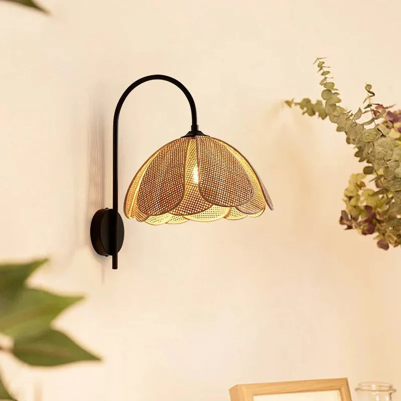 Norvo | LumaFlora - Elegant rotbanglampe - Varm blomsterlig atmosfære