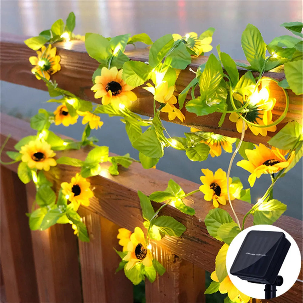Norvo | Solare fairy lights SoliBlossom | Solsikke dekor med blader | Varm hvit | 8 moduser | For hage, gjerde & bryllup