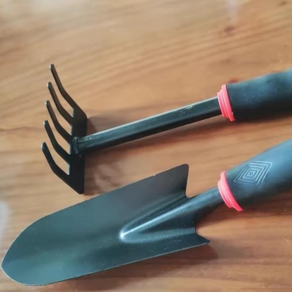 Norvo | Liten hageskuff for planting av blomster og grønnsaker