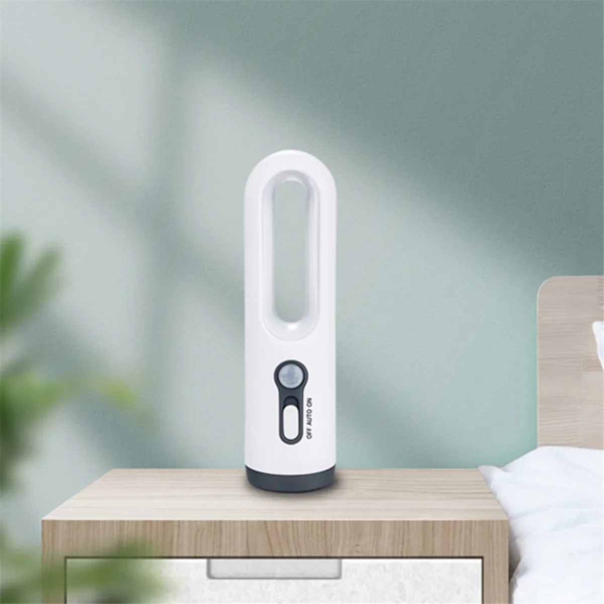 Norvo | LED nattlys med bevegelsessensor | 2-i-1 nattlys & lommelykt | Oppladbart & nødlys | Skumringssensor