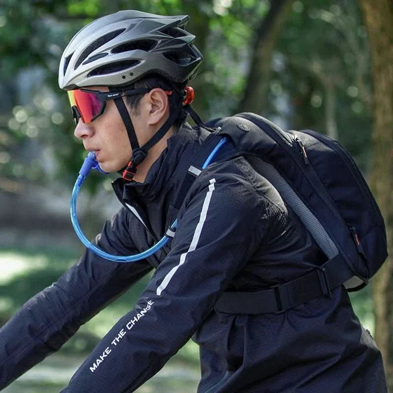 Norvo | Ultralett 10L ryggsekk med hydratiseringssystem for sykling og utendørsbruk