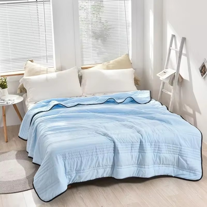Norvo | Sommer Lett Quilt Solid Farge Helårs Comforter for Dobbeltseng