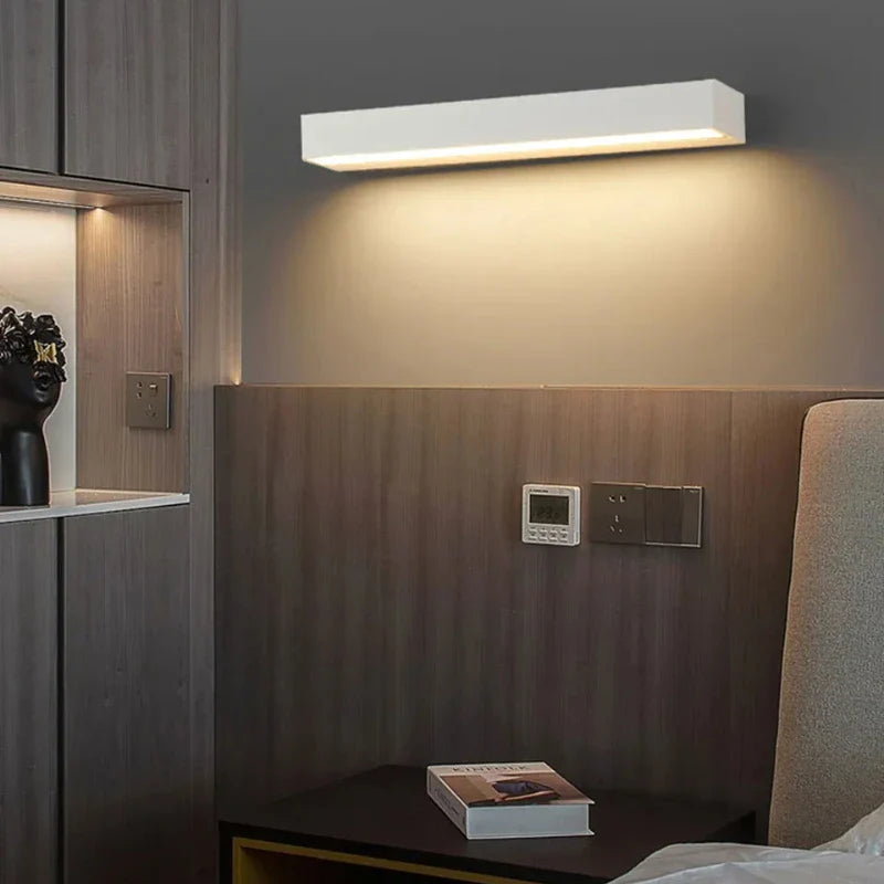 Norvo | Solcelle Vegglampe Solavella | 16 LED-lamper | Super Lys & Vanntett | For Hage, Balkong & Husvegg | Varm & Kald Hvit