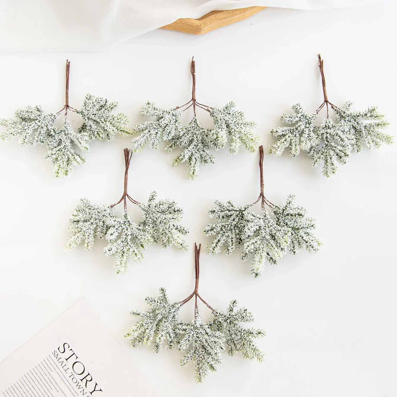 Norvo | CactusCharme | Luksuriøs Grønn Blader Dekorasjon