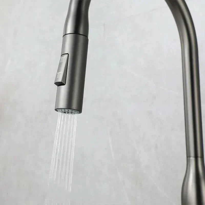 Norvo | Kjøkkenkran i rustfritt stål med uttrekkbart sprayhode