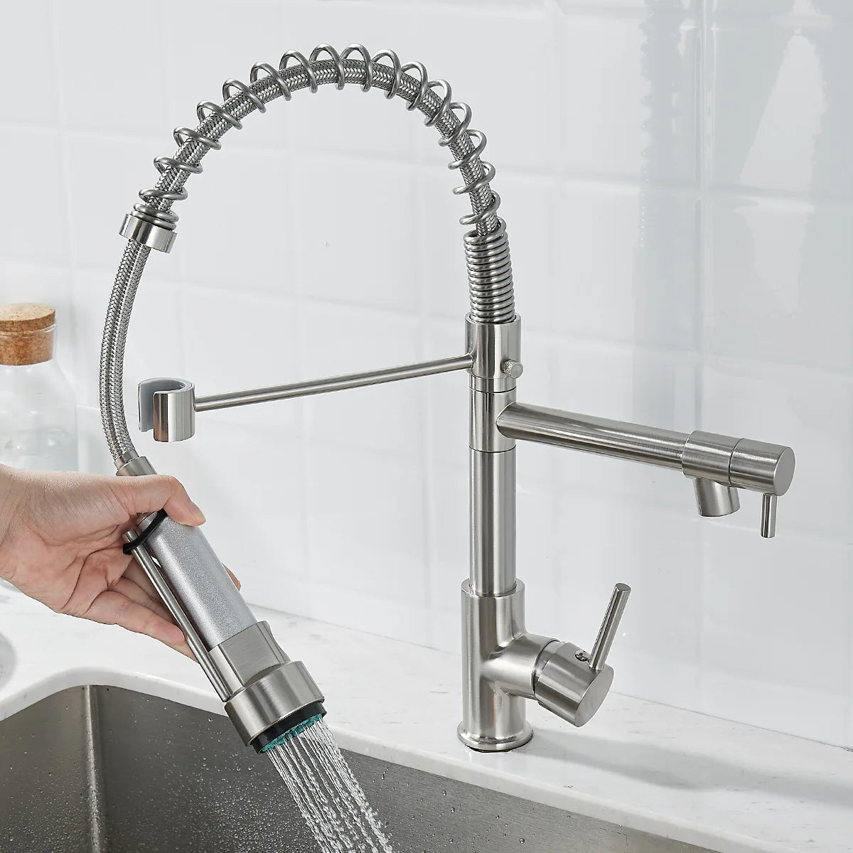 AquaFusion – Moderne Kjøkkenkran med Stilig Funksjonalitet