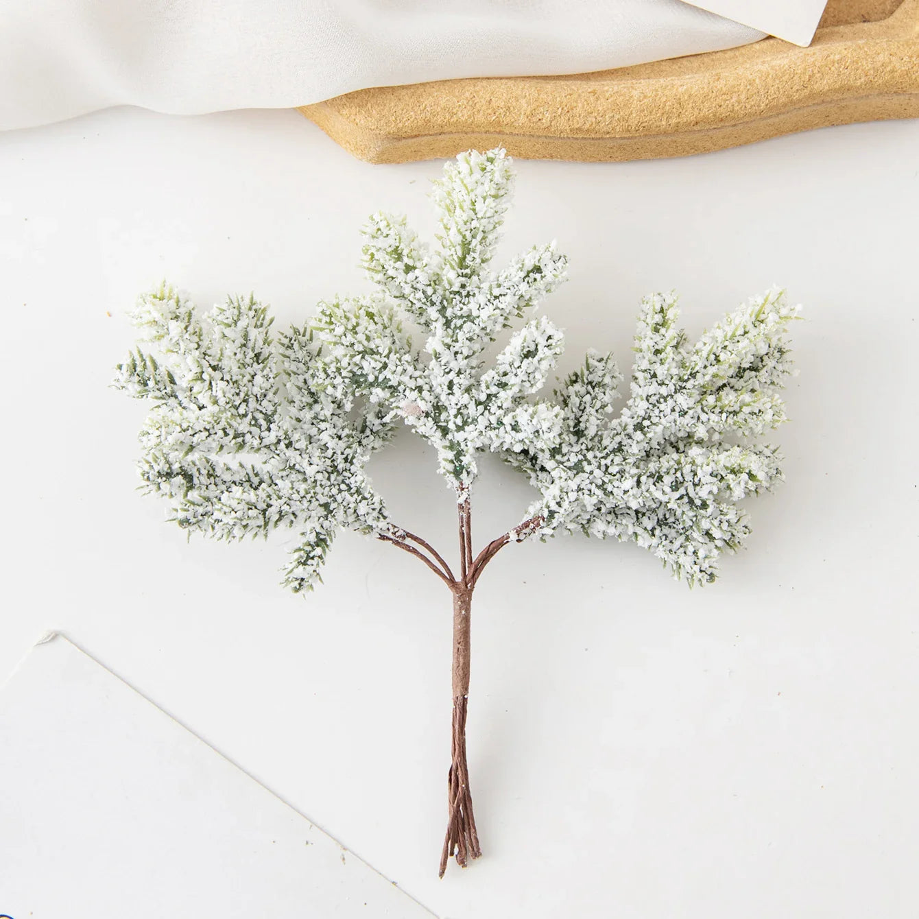 Norvo | CactusCharme | Luksuriøs Grønn Blader Dekorasjon