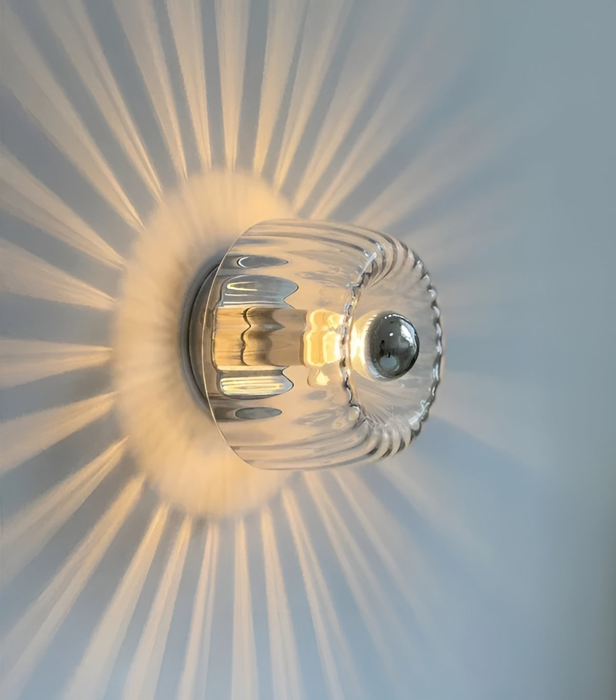 Norvo | ScandiElegance Vegglampe – Moderne Glassbelysning med Bauhaus-sjarm