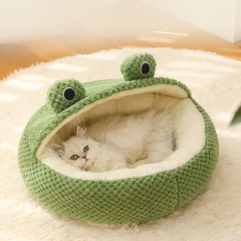Norvo | Pet Cave FroggiHome | Plush Frog Design | Semi-Lukket & Rund | 40–50 cm | For Katter & Små Hunder