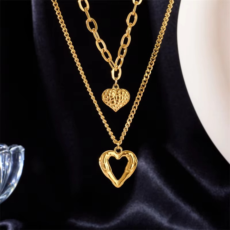 Norvo | Chic Double-Layer Heart & Cuban Link Chain Choker Necklace