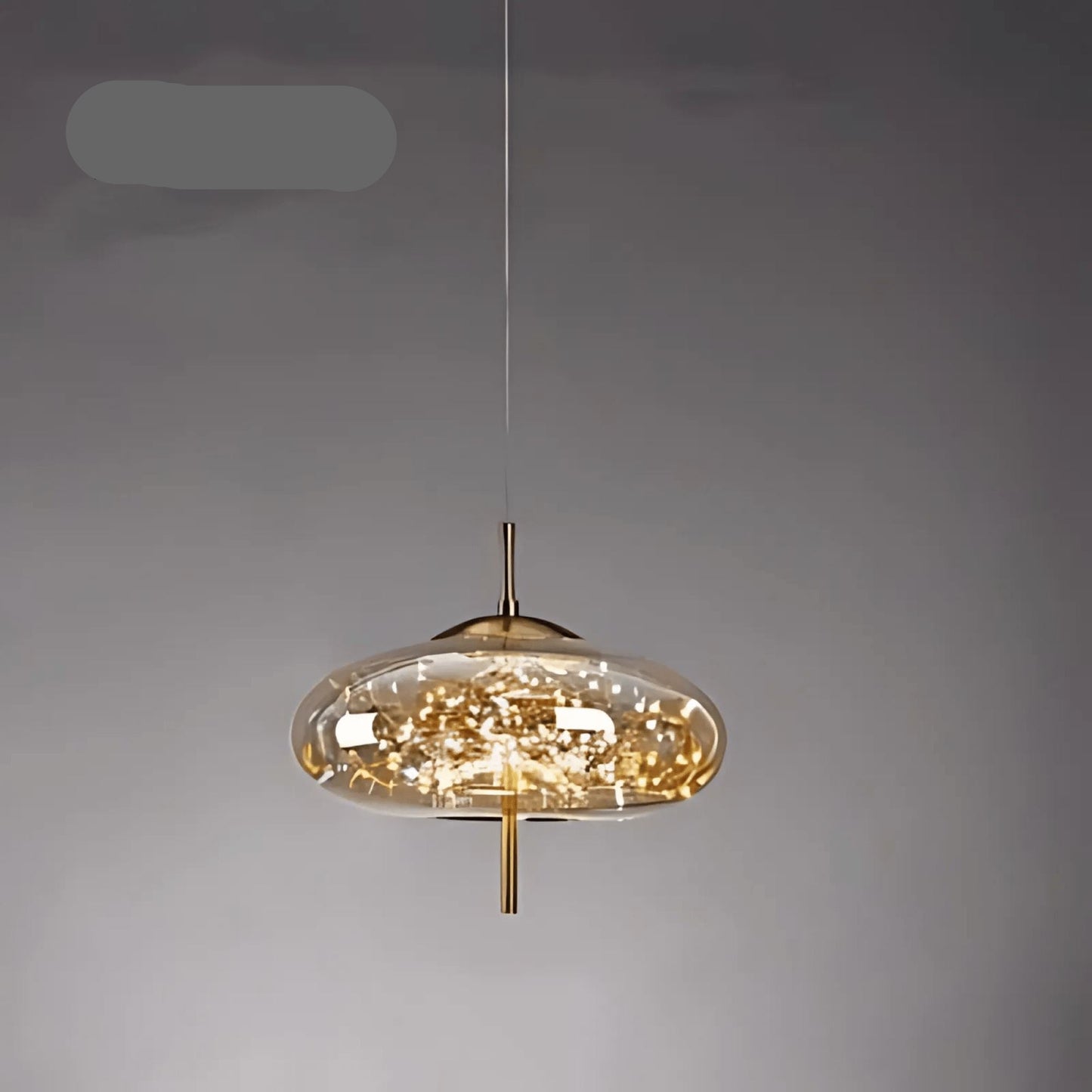 Norvo | Elegant hengende lampe med glasskjerm og fe-motiv