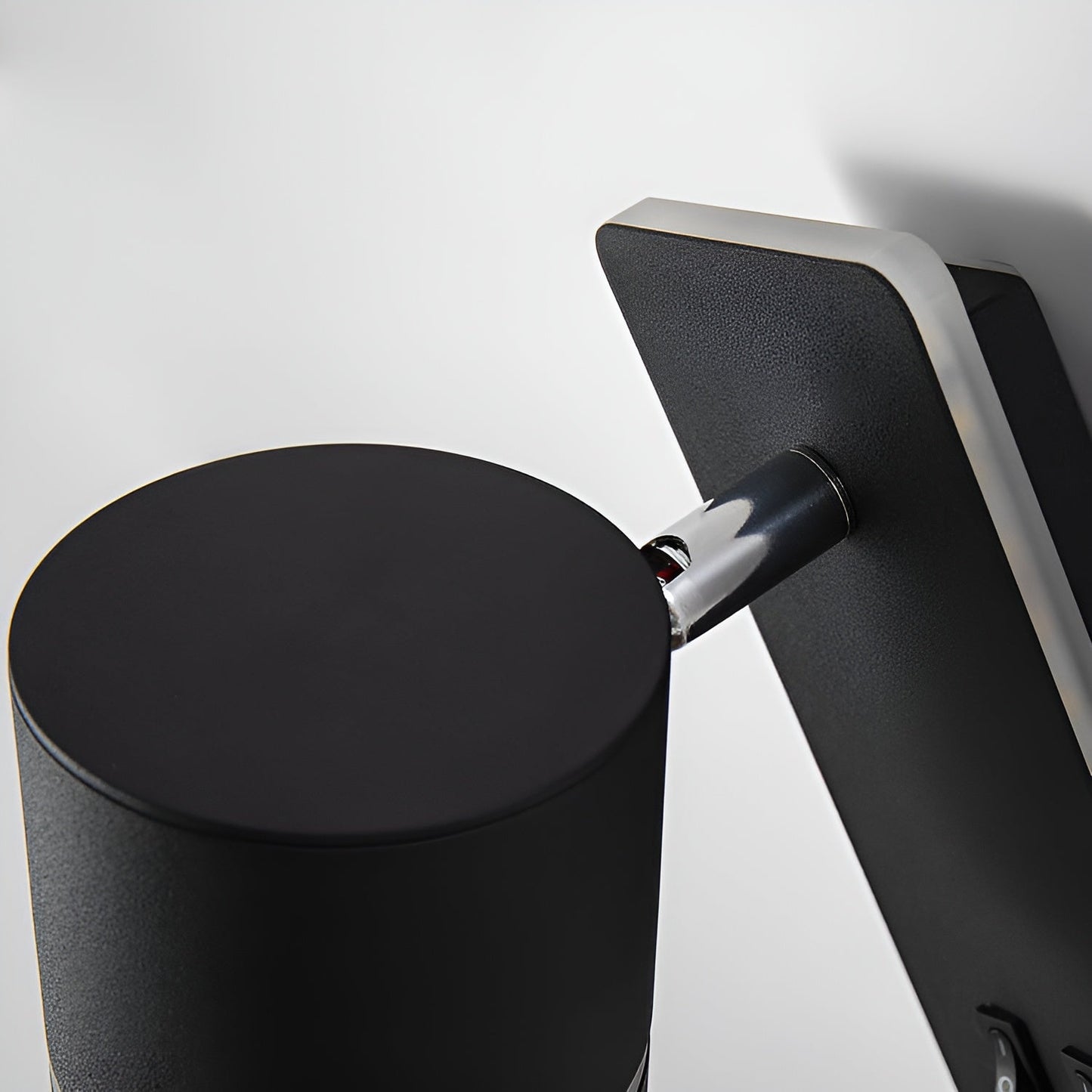 Norvo | Swivel330 | Minimalistisk Sylinder Vegglampe – Justerbar 330° Roterende LED Vegglampe