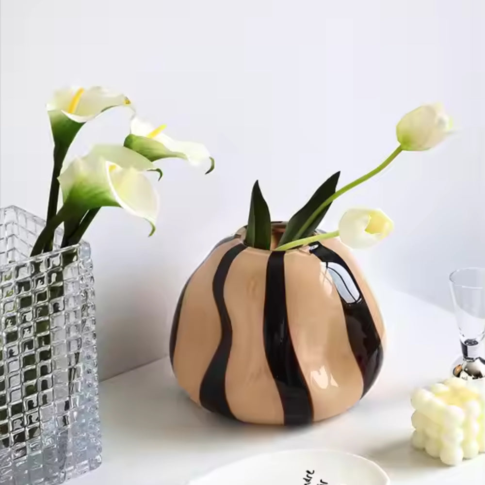 Norvo | Thurid Glass Striped Pumpkin Vase