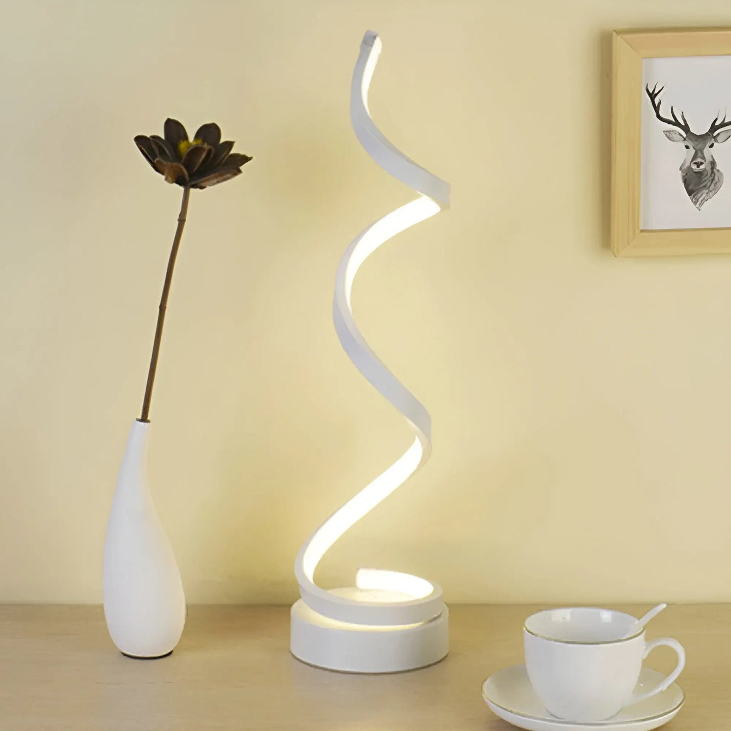 Norvo | Elegant Spiral Glow LED Skrivebordslampe – Energi Effektiv, Bærekraftig & Øyevennlig Design