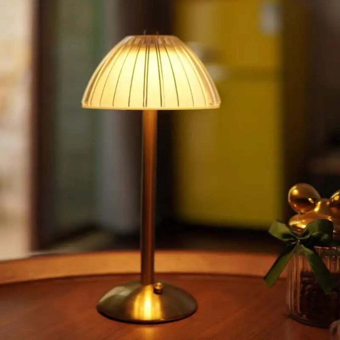 Karina GlowDesk – Retro Oppladbar Skrivebordslampe Norvo