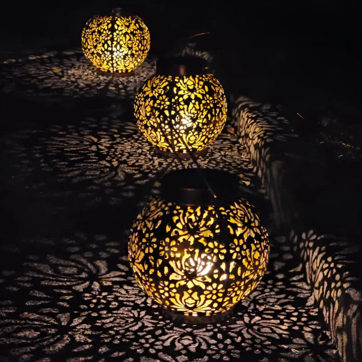 RadiantGlow – Vanntett LED hagebelysning med solpanel Norvo