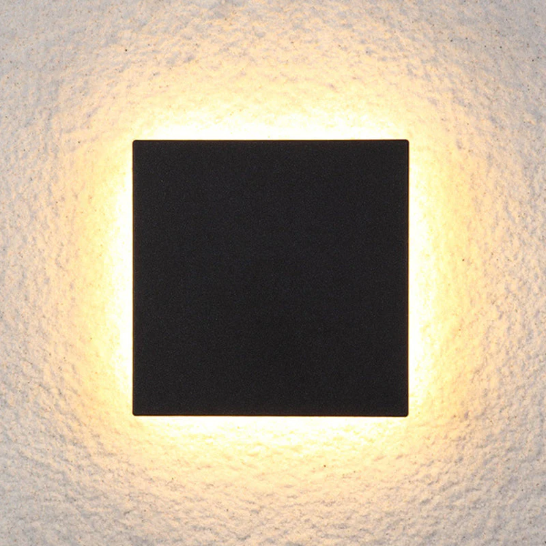 Tight LED Vegglampe for Moderne Interiør Norvo