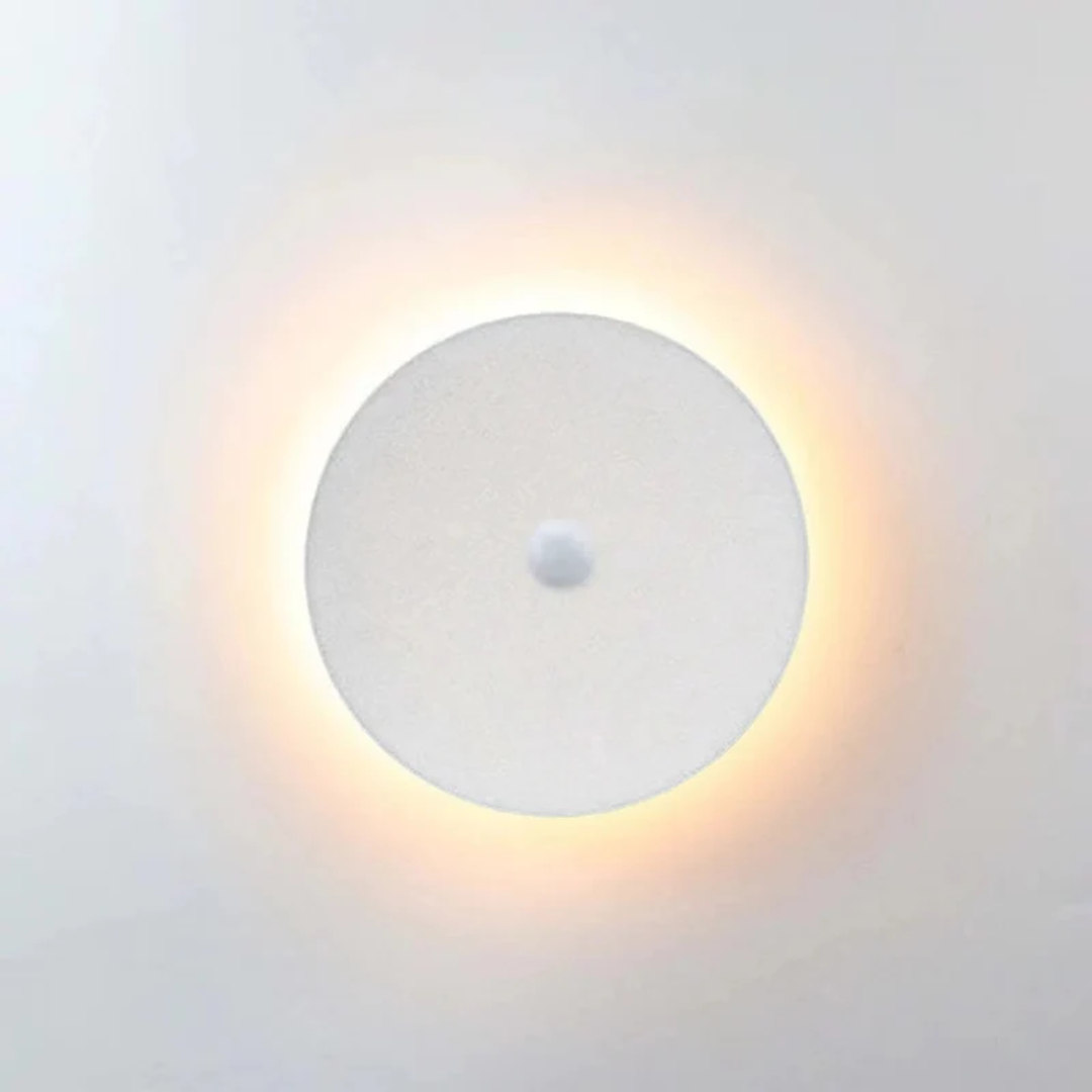 Tight LED Vegglampe for Moderne Interiør Norvo