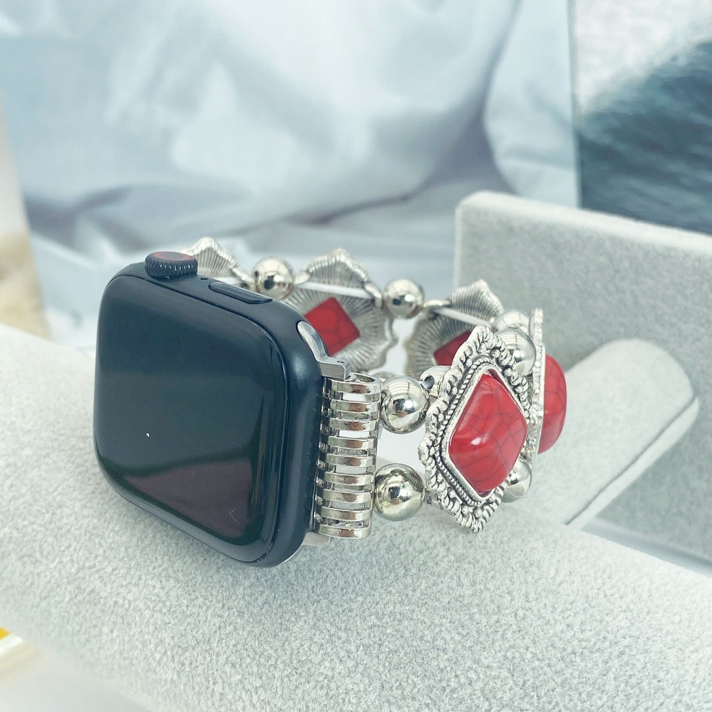 Norvo | Kunstnerisk smartklokkerem i turkis i boho-design